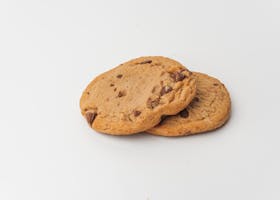 Tasty chocolate chip cookies with a buttery texture, perfect for dessert lovers.